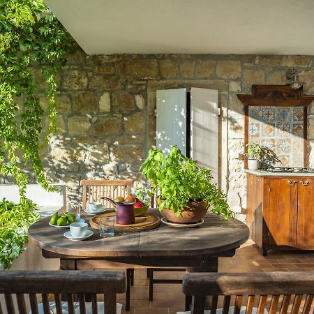 חוואר Central Art House Hvar מראה חיצוני תמונה